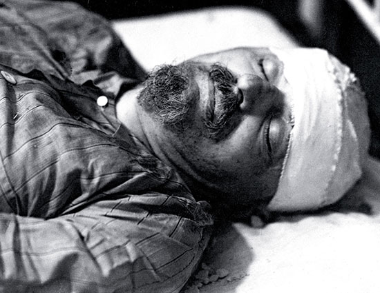 75 سال پس از مرگ تروتسکی؛ او چرا و چگونه کشته شد؟ 75 سال پس از مرگ تروتسکی؛ او چرا و چگونه کشته شد؟