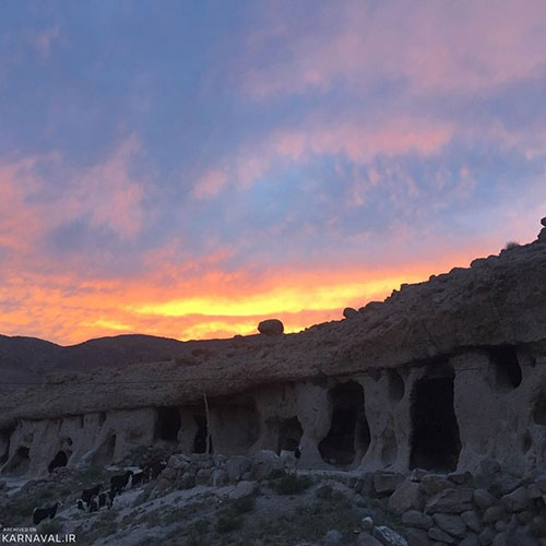 میمند شهربابک؛ روستایی صخره ای در کرمان