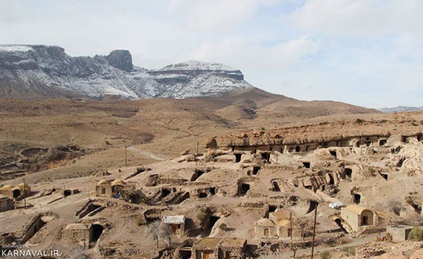 میمند شهربابک؛ روستایی صخره ای در کرمان