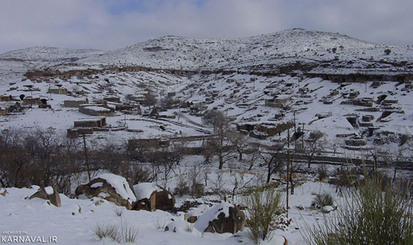 میمند شهربابک؛ روستایی صخره ای در کرمان