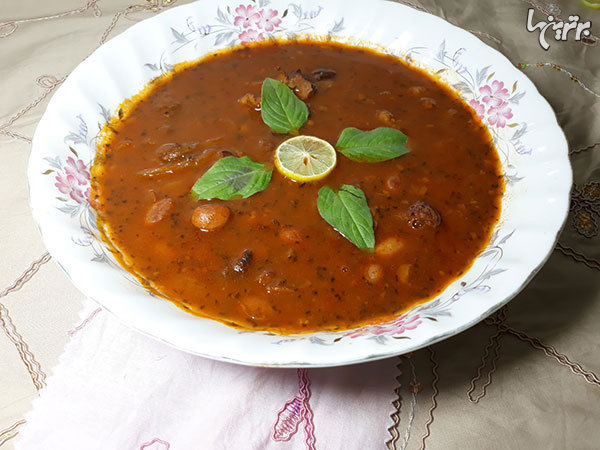 افطاری خورش آلوچه آذربایجان