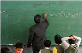 مدیر کل آموزش و پرورش تهران پاسخ داد: نیروهای اداری فعلا شامل طرح رتبه بندی نمی شوند