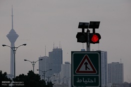 رییس پلیس راهور تهران: معاینه فنی کاغذپاره است/ بگومگوی تلویزیونی شهرداری و پلیس بر سر آلودگی هوا