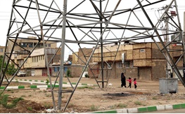دکل های انتقال برق وسط محله مسکونی چه می خواهد؟/ درخواست ها از شرکت برق تهران بی نتیجه ماند