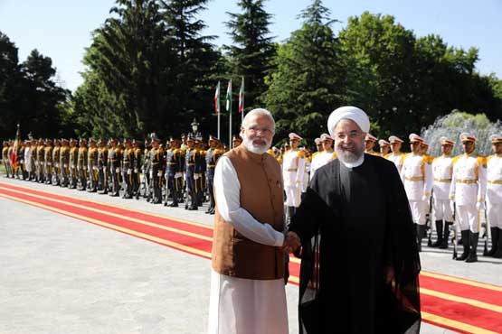 استقبال رسمی دکتر روحانی از نخست وزیر هند