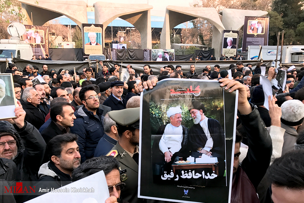 واکنش نمایندگان به حضور مردم در مراسم تشییع هاشمی رفسنجانی