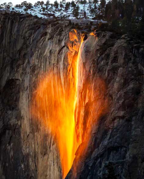 عکس روز: آبشار آتش در پارک ملی یوسمیت