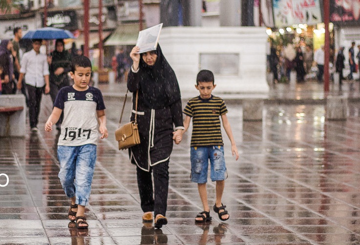 بارش باران و کاهش نسبی دما در مناطق شمالی