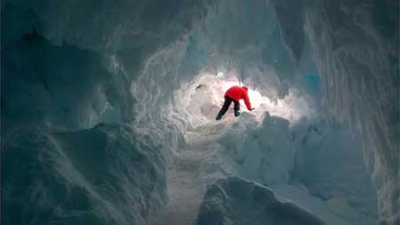 احتمال وجود حیات ناشناخته در غارهای قطبی