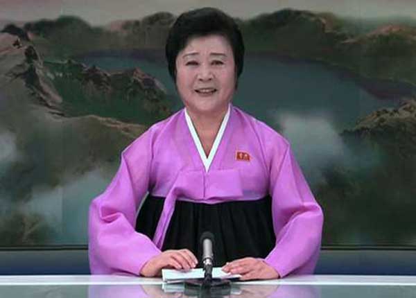 خانم مجری مرموز بنفش پوش کره شمالی!