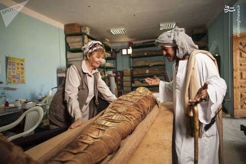 کشف مومیایی با ماسک طلایی در مصر+تصاویر