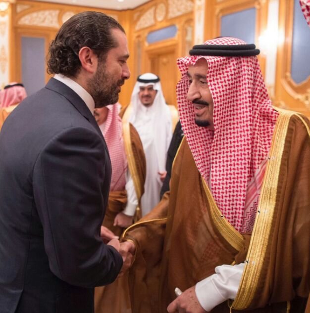سعد حریری در میان استقبال‌کنندگان از پادشاه سعودی در ریاض