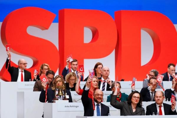 موافقت سوسیال دموکراتهای آلمان با مذاکرات برای تشکیل دولت ائتلافی