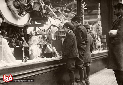 ویترین مغازه‌ ها در کریسمس 117 سال قبل (+عکس)
