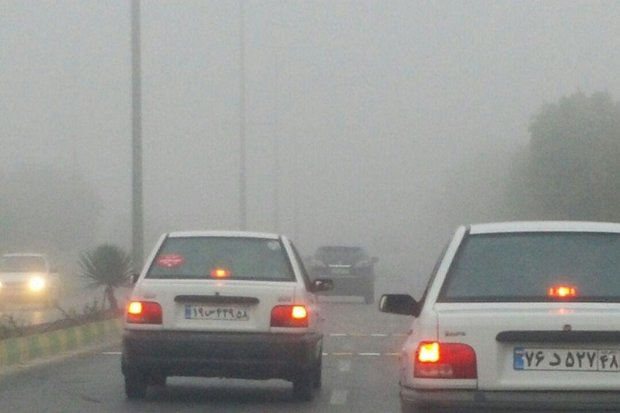 مه گرفتگی در محورهای استان لرستان/ترافیک در بزرگراه تهران – کرج