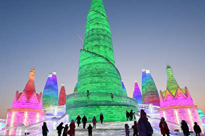 جشنواره بناهای یخی هاربین‎