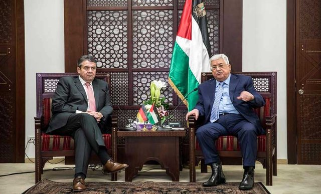 درخواست محمود عباس برای میانجیگری آلمان و فرانسه در روند صلح خبر خاورمیانه