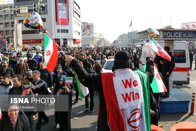 راهپیمایی ۲۲ بهمن در آغاز چهلمین سال پیروزی انقلاب