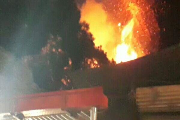 آتش سوزی ساختمانی در رامیان موجب مرگ مادر و مجروحیت دختر شد