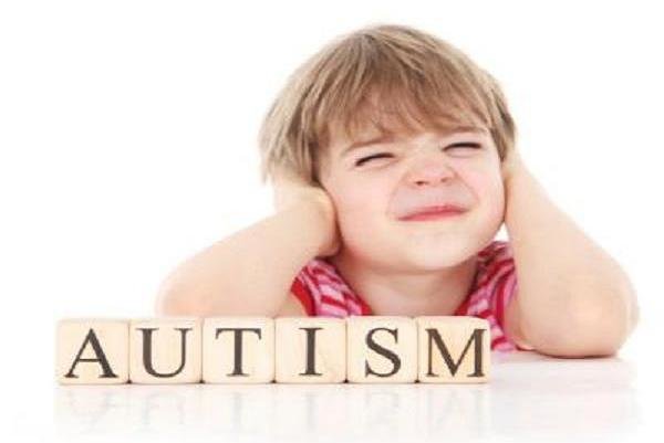 اجرای برنامه غربالگری کودکان اوتیسم در دستور کار وزارت بهداشت