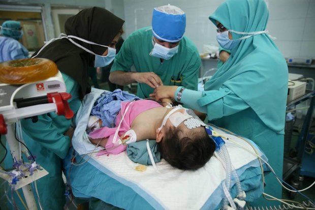 جراحی قلب کودک ۱۵ ماهه در بیمارستان شهید مدرس