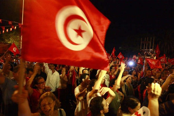 تظاهرات هزاران نفری تونسی ها علیه اصلاحات ضد اسلامی