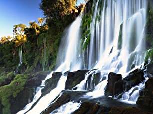 زیبایی‌های خیره‌کننده آبشاری در مرز آرژانتین و برزیل (+عکس)
