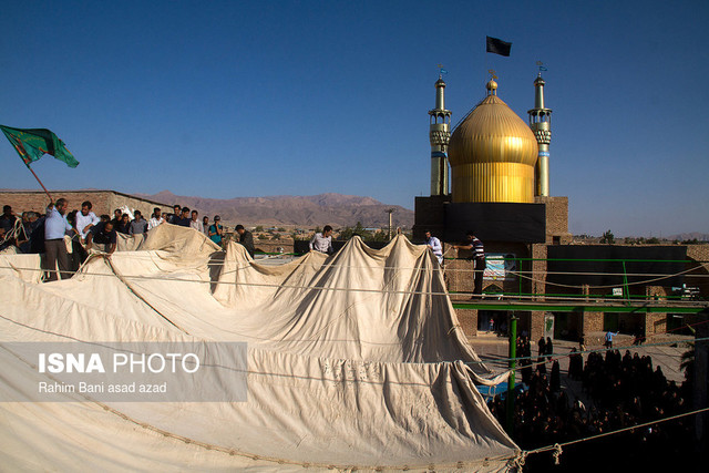 برپایی خیمه محرم در روستای ده زیار کرمان