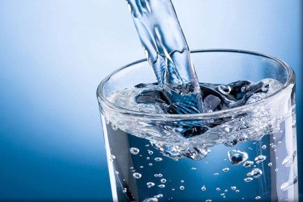 مصرف آب بیشتر برای پیشگیری از عفونت مثانه