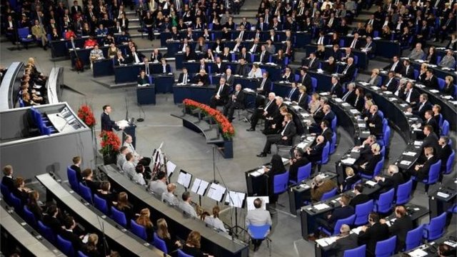 ماکرون: اروپا نباید نقشی فرعی در سیاست جهان داشته باشد