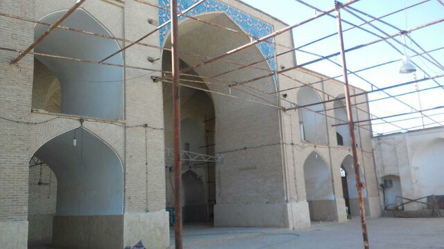 مسجدی با بادگیرهایی به سبک مسجد جامع کبیر یزد + تصاویر