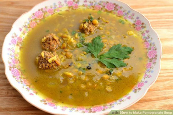 سوپ انار؛ پیش غذای متفاوت شب یلدا