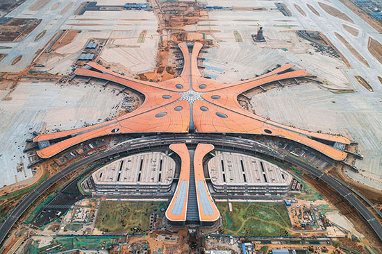 تصاویر دیدنی از ساخت بزرگ‌ترین ترمینال هواپیمایی جهان