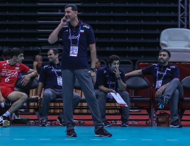 عطایی: تنها ۳ مربی به درد والیبال ایران می‌خورند/ کولاکوویچ نمره قبولی نگرفت