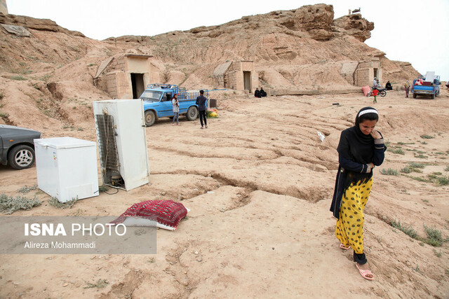 تپه‌های «حمیدیه»، پناهگاه سیل زدگان