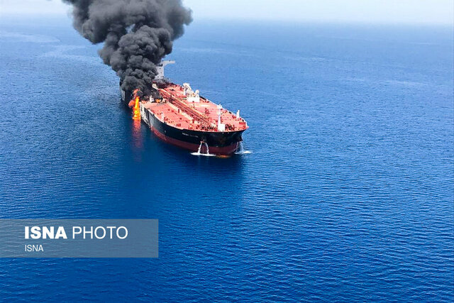 نفتکش‌های حادثه دیده در دریای عمان غرق نشده‌اند / حال عمومی خدمه شناورها مطلوب است
