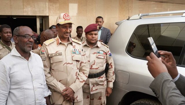 معاون رئیس شورای نظامی سودان: اگر من به قدرت نرسم سودان از بین می‌رود