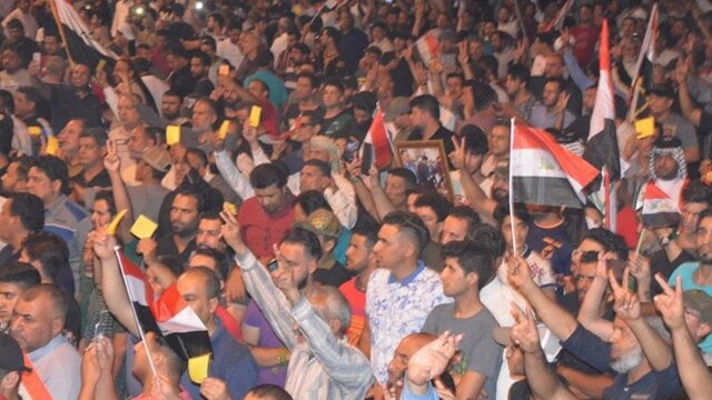 تظاهرات در برخی استان‌های عراق در اعتراض به عملکرد دولت و پارلمان