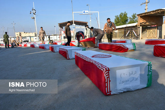 ورود پیکرهای ۴۴ شهید دوران دفاع مقدس به کشور