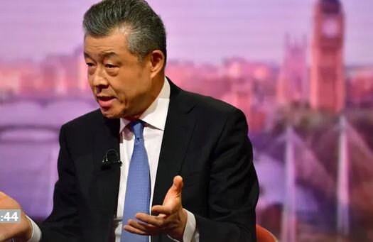 چین وزیر خارجه انگلیس را به داشتن ذهنیت جنگ سردی متهم کرد