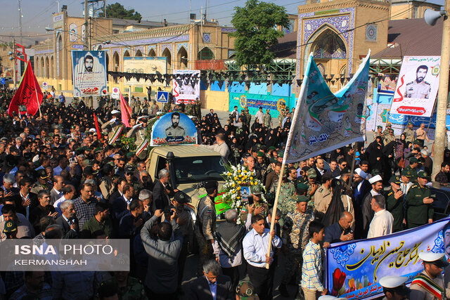 تشییع باشکوه شهید “ادبیان” در کرمانشاه