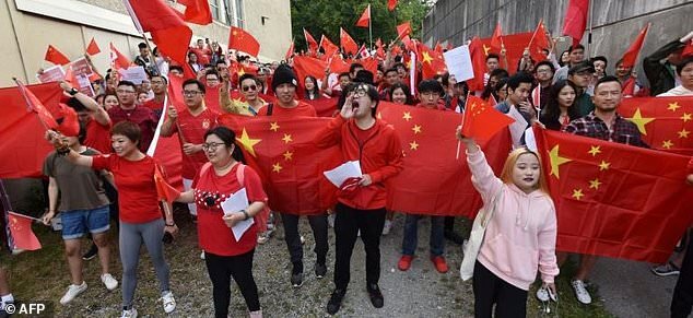 تقابل حامیان چین و دموکراسی‌خواهان هنگ‌کنگ این بار در شهرهای کانادا