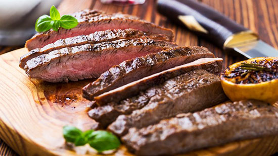 ۱۲ دلیل منطقی برای نخوردن گوشت قرمز