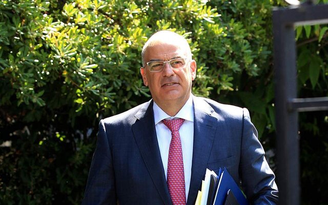 وزیر خارجه یونان: ترکیه به مثابه “دردسرساز منطقه” رفتار می‌کند
