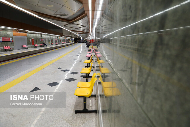 افزایش فاصله حرکت قطارهای خط ۵ مترو در روز جمعه