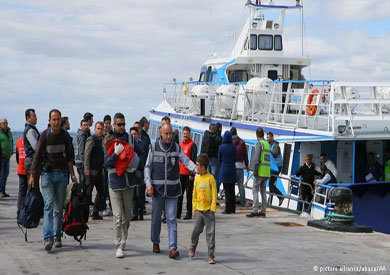 یونان: ترکیه با موج ورود پناهجویان به اروپا مقابله کند
