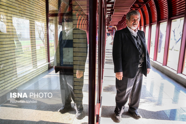 عابدینی: هر جا نام و نان باشد ساکت هم هست/ فدراسیون فوتبال تصمیم نگیرد بهتر است!