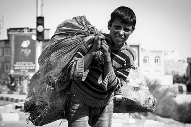 ۶۵ درصد کودکان کار خارجی مجوز اقامت ندارند /استفاده از این کودکان برای زباله‌گردی