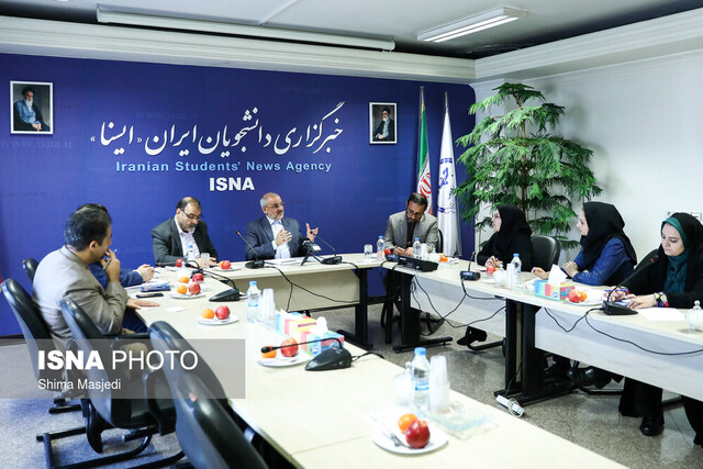 صدوراحکام رتبه‌بندی معلمان تا بهمن‌/ احتمال افزایش ۱۵ درصدی حقوق‌های ۹۹