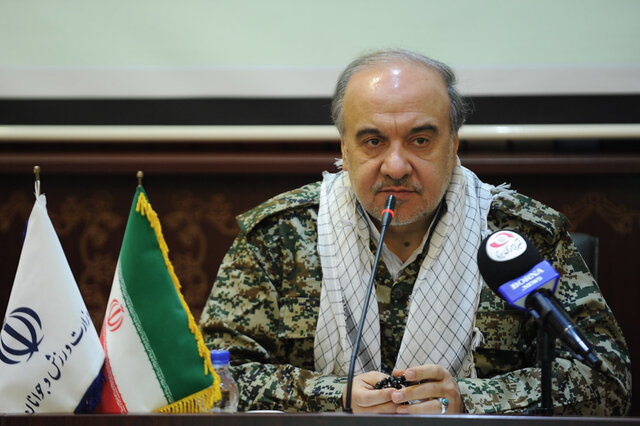 سلطانی‌فر: به زودی استکبار جهانی و آمریکای جنایتکار نیروهای خود را از منطقه خارج خواهد کرد